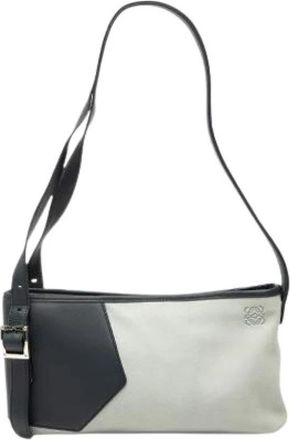 Loewe Pre-owned Suede Shoulder Bag - Dames - Vintage Schoudertas - Grijs - ONE Size - Leer - Vintage