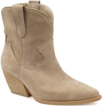 Zigi Soho Victoryy Pointed Toe Western Boot in Sand Suede at Nordstrom, Size 10