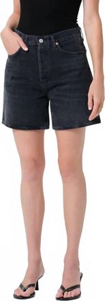 A Gold E Dame Short In Black