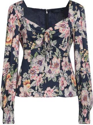 Guess TOPWEAR - Tops sur YOOX.COM