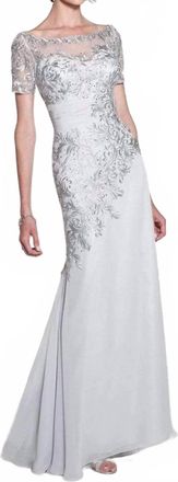 Cameron Blake Short Sleeve Formal Dress In Silver