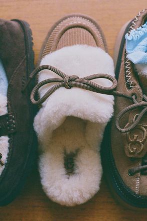 UGG Diquette Heritage Slippers