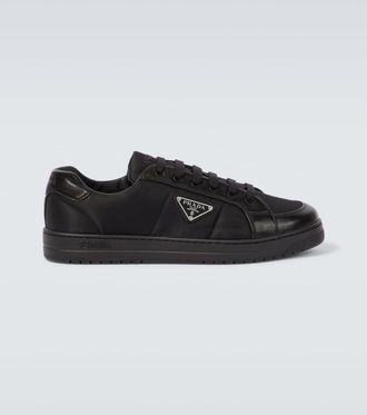 Prada: Black Sneakers / Trainer now up to −37% | Stylight Prada: Black Sneakers / Trainer now up to −37% | Stylight