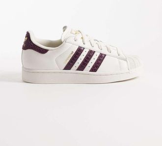 adidas Originals Superstar II - Sneakers bianche con texture coccodrillo bordeaux-Bianco