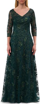 La Femme Lace Mother of the Bride Gown with V Neckline in Dark Emerald at Nordstrom, Size 14