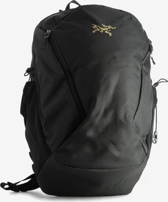 Arc'teryx Mantis 26 backpack black