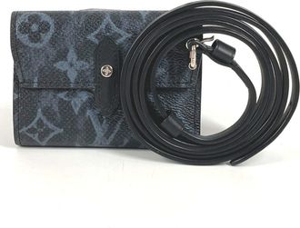 Louis Vuitton Navy Leather Chain/Shoulder Wallet (Pre-Owned)