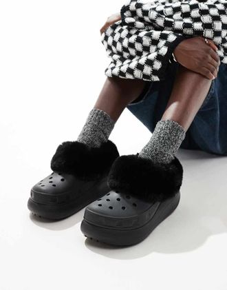 Crocs Furever Crush - Zoccoli neri con interno in pelliccia-Nero