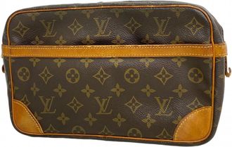 Louis Vuitton Brown Clutch Bag (Pre-Owned)