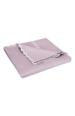 Matouk Classic Chain Scallop Matelassé Coverlet in Deep Lilac/Bone at Nordstrom, Size Full
