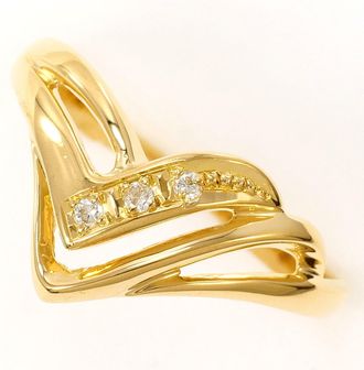 C&A Unbranded (18K) Band Ring (Pre-Owned)