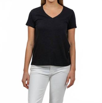 Elliott Lauren Short Sleeve V-Neck Tee In Black