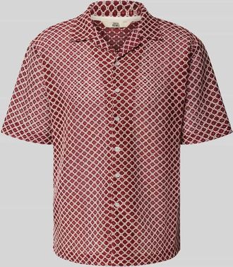 Redefined Rebel Boxy Fit Freizeithemd mit Lochmuster Modell ZANDER in Rot, Größe XL