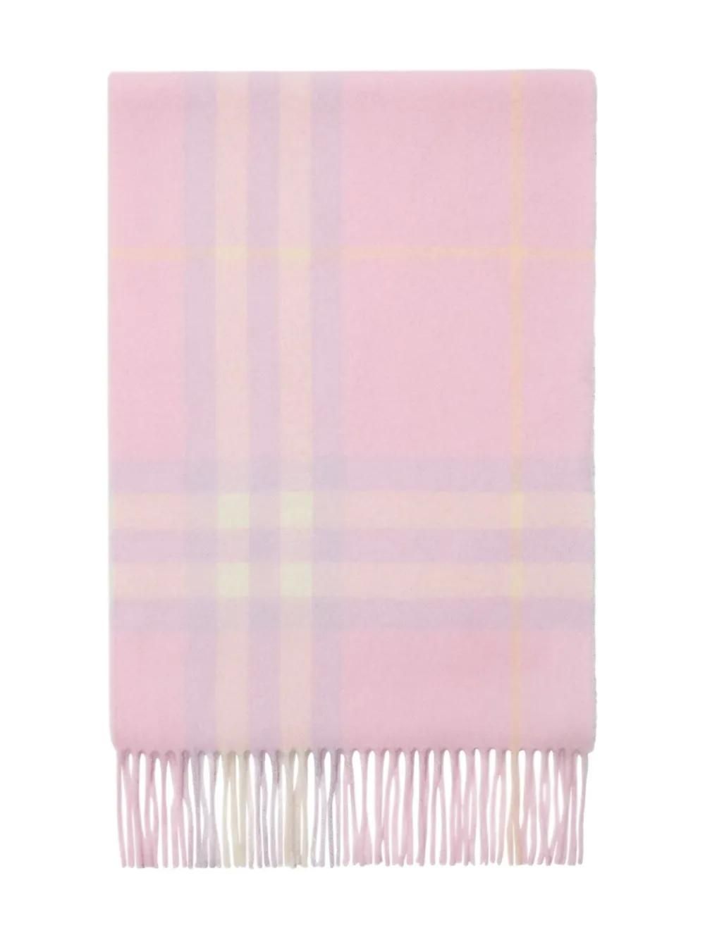Burberry: Pink Summer Scarves now up to −38% Stylight