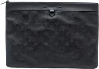 Louis Vuitton Pre-owned Clutches, female, Black, Size: ONE SIZE Pre-owned The Discovery Pochette