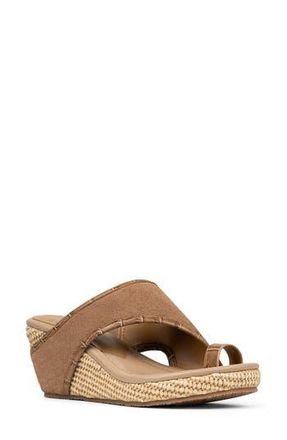 Donald J Pliner Gyer Leather Wedge Sandal in Tobacco at Nordstrom Rack, Size 8