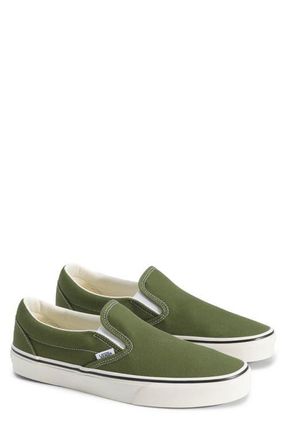 Vans Classic Slip-On Sneaker in Duck Canvas Green Balsam at Nordstrom, Size 13.5 Womens