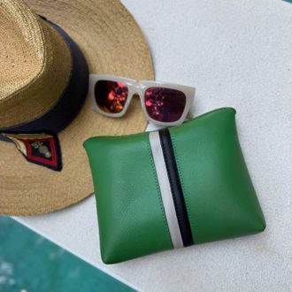 Kempton & Co. Small Fold Pouch In Kelly Green