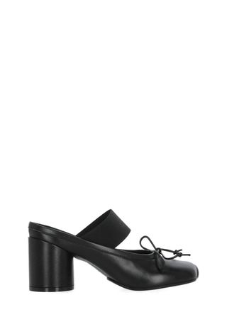 Maison Margiela Anatomic Leather D&eacute;collet&eacute; With Cylindrical Heel And Elastic Band