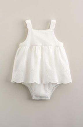 Nordstrom Scallop Skirted Bodysuit in White at Nordstrom, Size 18M