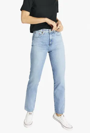 &Eacute;tica Finn Straight Jeans In Light