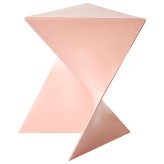 Beliani Beliani - Mesa Auxiliar De Pl&aacute;stico Tringular Rosa Pastel Pecos