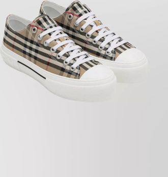 Burberry low-top sneaker featuring eyelet detailing