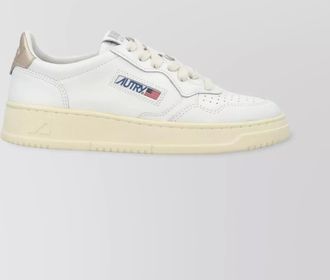 Autry medalist low leather sneakers