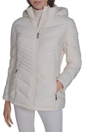 Calvin Klein Water Resistant Chevron Quilted Puffer Jacket in Warm Cream at Nordstrom Rack, Size X-Large