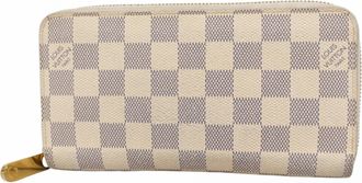 Louis Vuitton White Long Wallet (Bi-Fold) (Pre-Owned)