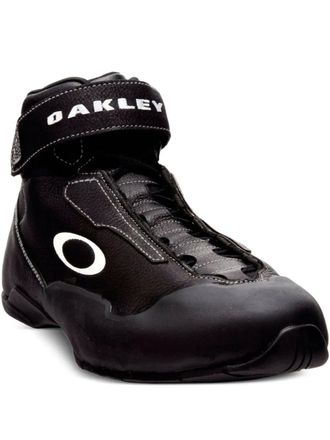 Oakley strap-logo sneakers - Black