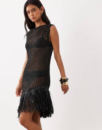 Asos Vestito corto nero con nappe sul fondo