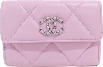 Chanel Pink Leather Wallet (Bi-Fold) (Pre-Owned)