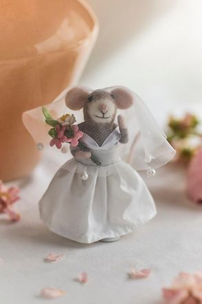 Terrain Fancy Bride Mouse Felt Critter