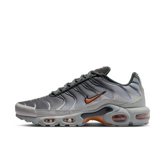 Nike Mens Air Max Plus Shoes in Grey | DM0032-037