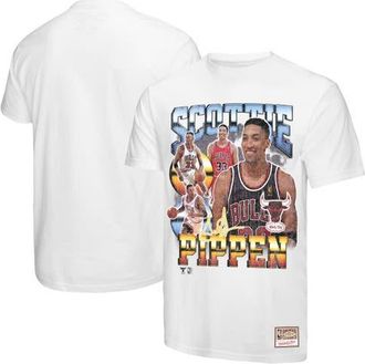 Mitchell & Ness Mens Mitchell & Ness Scottie Pippen White Chicago Bulls Hardwood Classics Commemorative Player Collage T-Shirt at Nordstrom, Size Medium