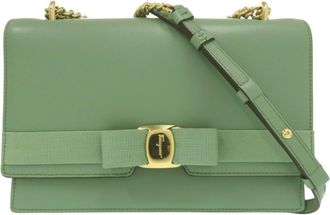 Ferragamo Vara Leather Shoulder Bag (Pre-Owned)