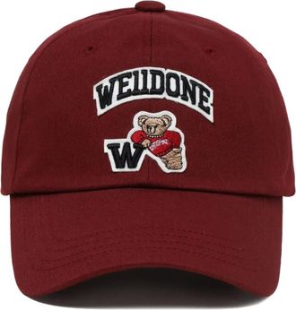 We11done Cappello da baseball con logo Bear - Rosso