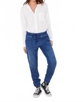 Bella Dahl Pocket Jogger In Dark Ombre Wash
