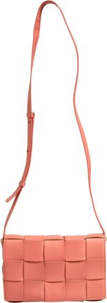 Bottega Veneta Lambskin Maxi Intrecciato Cassette Crossbody Womens Bag (Pre-Owned)