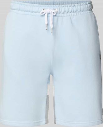 Ellesse Regular Fit Sweatshorts mit Logo-Badge Modell HARKAN in Hellblau, Größe XXL