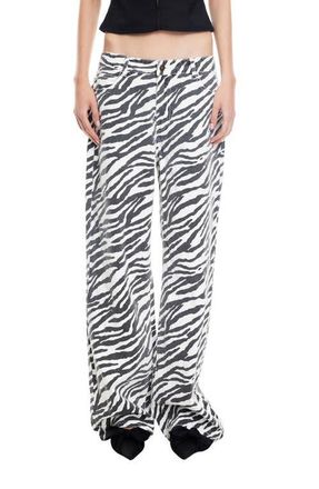 Lioness Top Model Zebra Stripe Low Rise Baggy Jeans at Nordstrom, Size X-Small