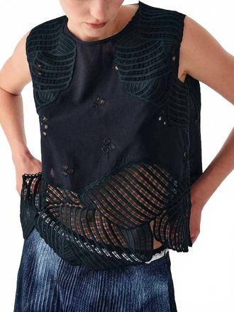 Beatrice Embroidered Linen Top In Black