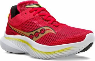 Saucony Womens Kinvara Shoes In Red Rose