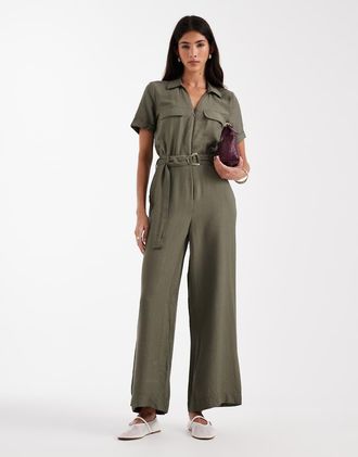 Vero Moda Tuta jumpsuit multitasche verde oliva con cintura in vita