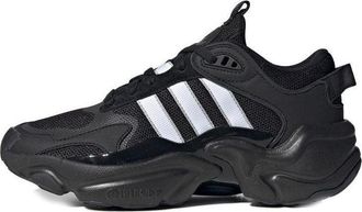 adidas (WMNS) adidas Magmur Runner Black White EE5141