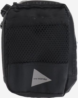 And Wander En Wander nylon crossbodytas met logo
