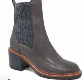 Django & Juliette Womens Barret Leather Chelsea Boot In Chocolate
