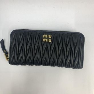 Miu Miu Matelasse Black Long Wallet (Bi-Fold) (Pre-Owned)