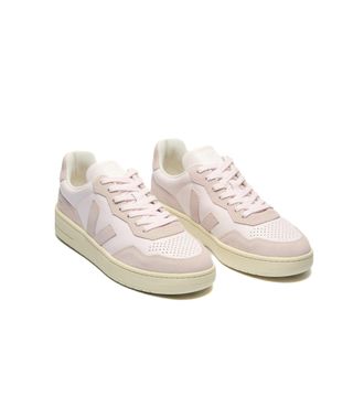 Veja Organic Traced Leather Sneaker - Beige